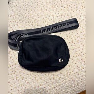 Lululemon belt bag